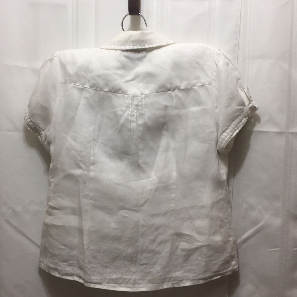 White top - Picture 4 of 5